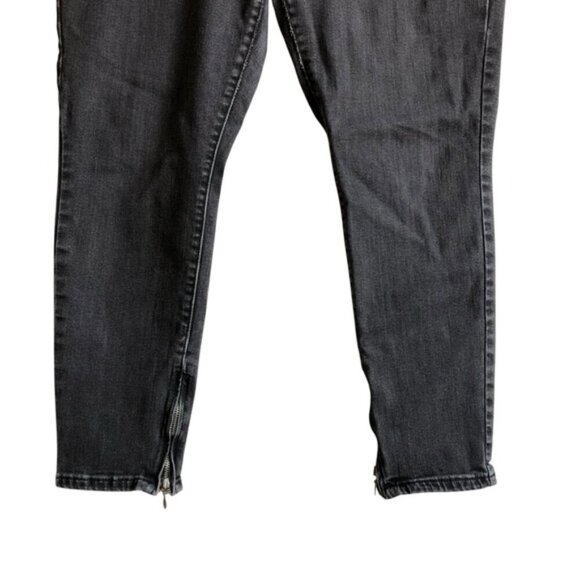 Levi’s 311 Shaping Skinny Jeans Soft Black Wash Size 33 - Picture 4 of 15